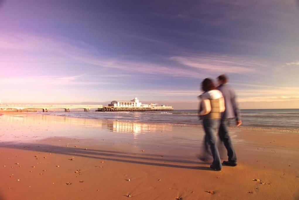 Bournecoast - Stylish Flat With Balcony - Sea Glimpses - 10 Min Walk To Beach - Parking - Wifi - Fm8405 Bournemouth Exterior foto